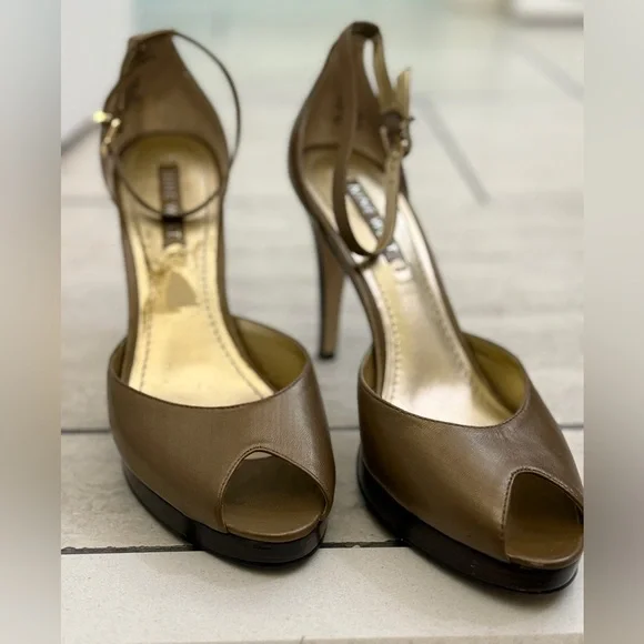 Nine West - Beige Leather Peep Toe Stiletto w Ankle Strap - size 8 - Vintage - Picture 6 of 10
